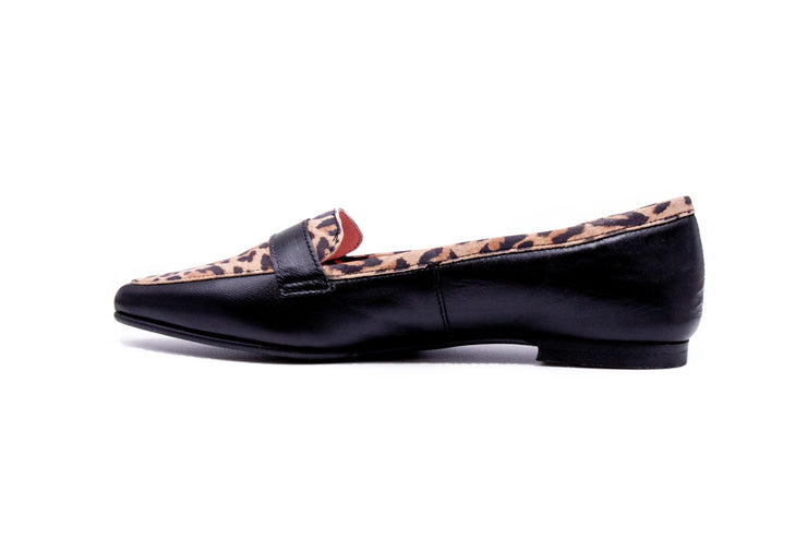 Mocasin animal print